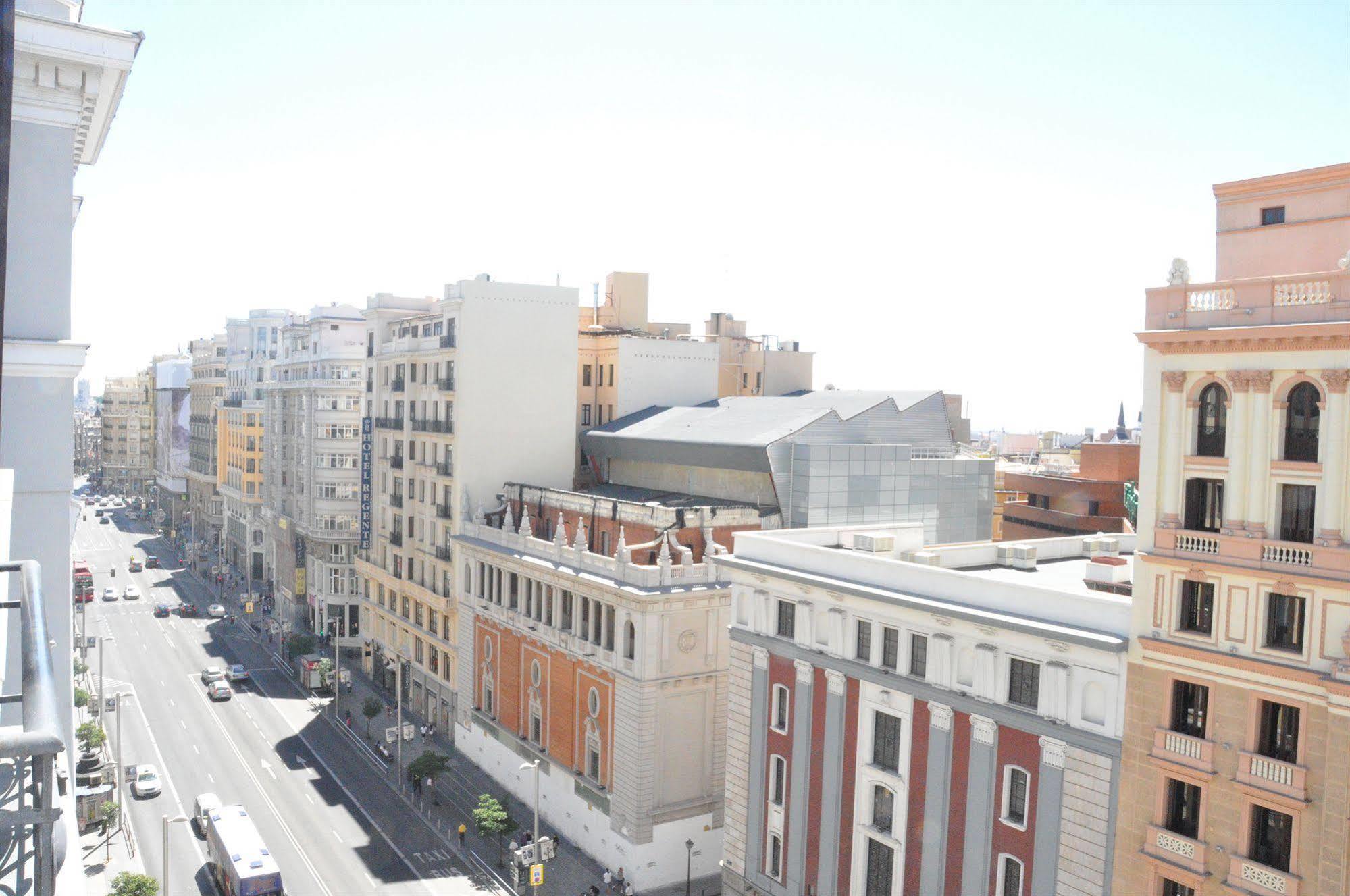 Hostal Miami Madrid Exterior foto